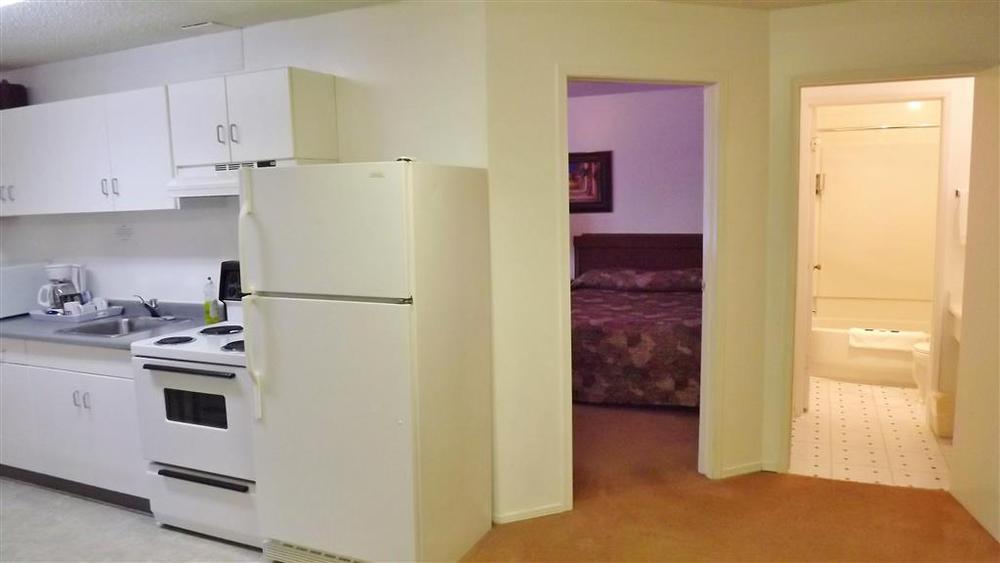 Canadas Best Value Inn Вайткорт Номер фото